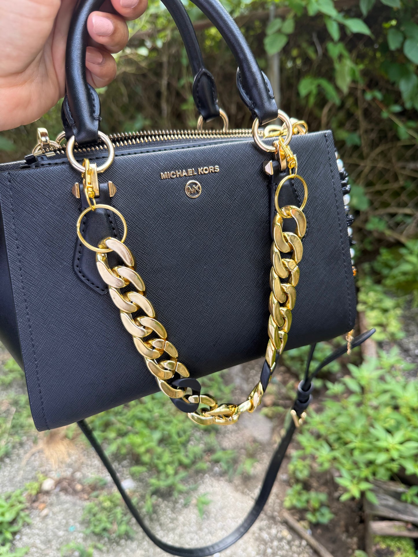 12.5in Gold and black chain link